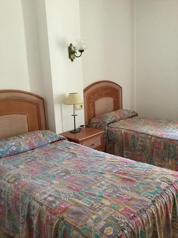 Apartamentos Eva Costa Brava Buitenkant foto